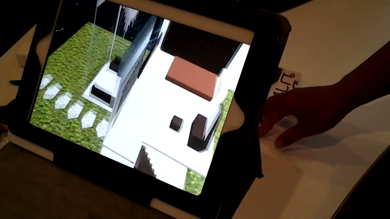 รับทำ AUGMENTED REALITY (AR) บนระบบ IOS ระบบANDROID - ตัวอย่างหน้าจอระหว่างเตรียมงานหรือเลือกส่วนที่ต้องปรับแต่งในวิดีโอ