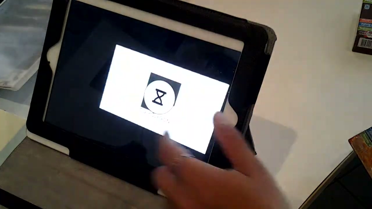 รับทำ AUGMENTED REALITY (AR) บนระบบ IOS ระบบANDROID - ตัวอย่างหน้าจอระหว่างเตรียมงานหรือเลือกส่วนที่ต้องปรับแต่งในวิดีโอ